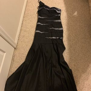 Betsy and Adam dress